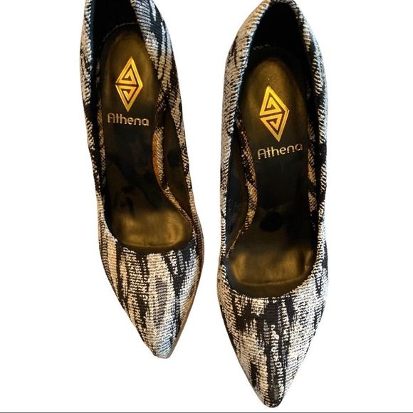 Black and Cream Cloth Heels 7.5 - Picture 2 of 8